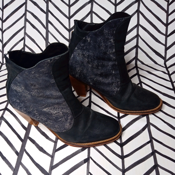 Anthropologie Shoes - Anthropologie J Shoes "Ranch" Boots